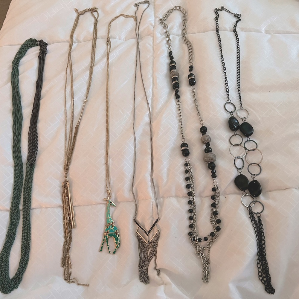 Costume jewelry lot